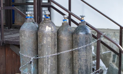 High-Pressure Helium Cylinders High-Pressure Helium Cylinders